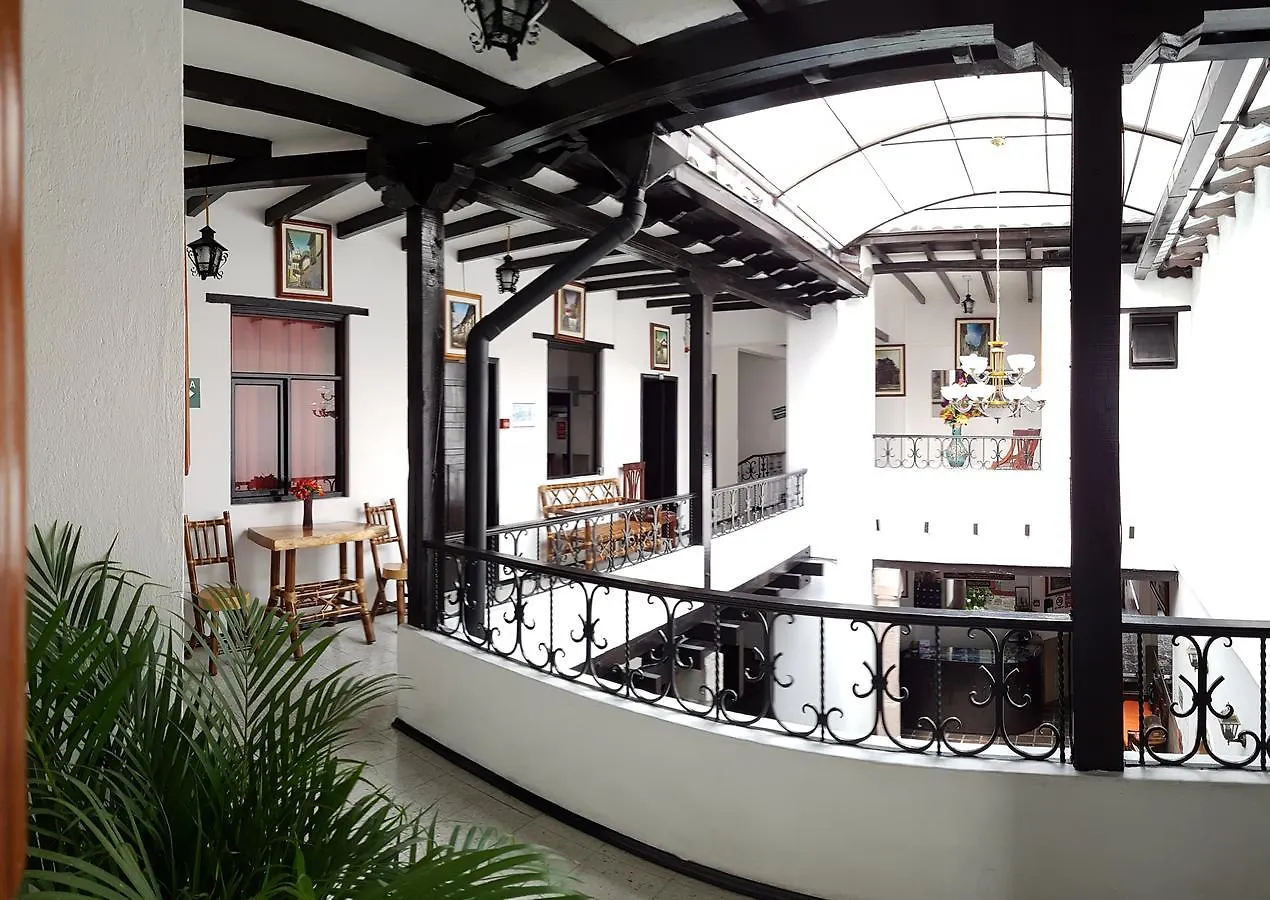 Hostel Hostal Flores Quito