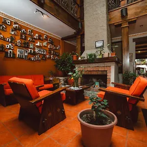 *** Hotel Gran Paris Ecuador