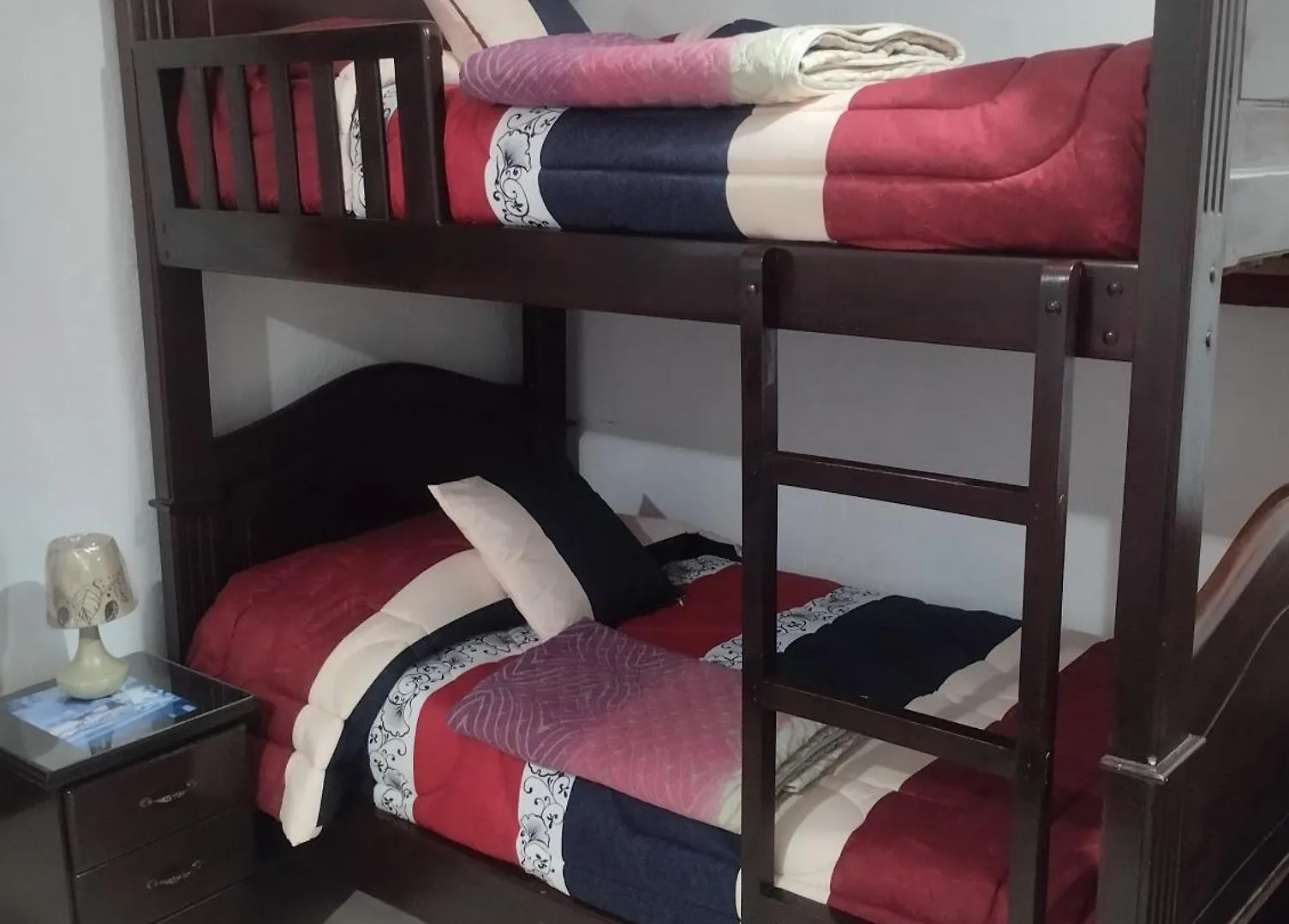 Hostal Flores Quito Ecuador