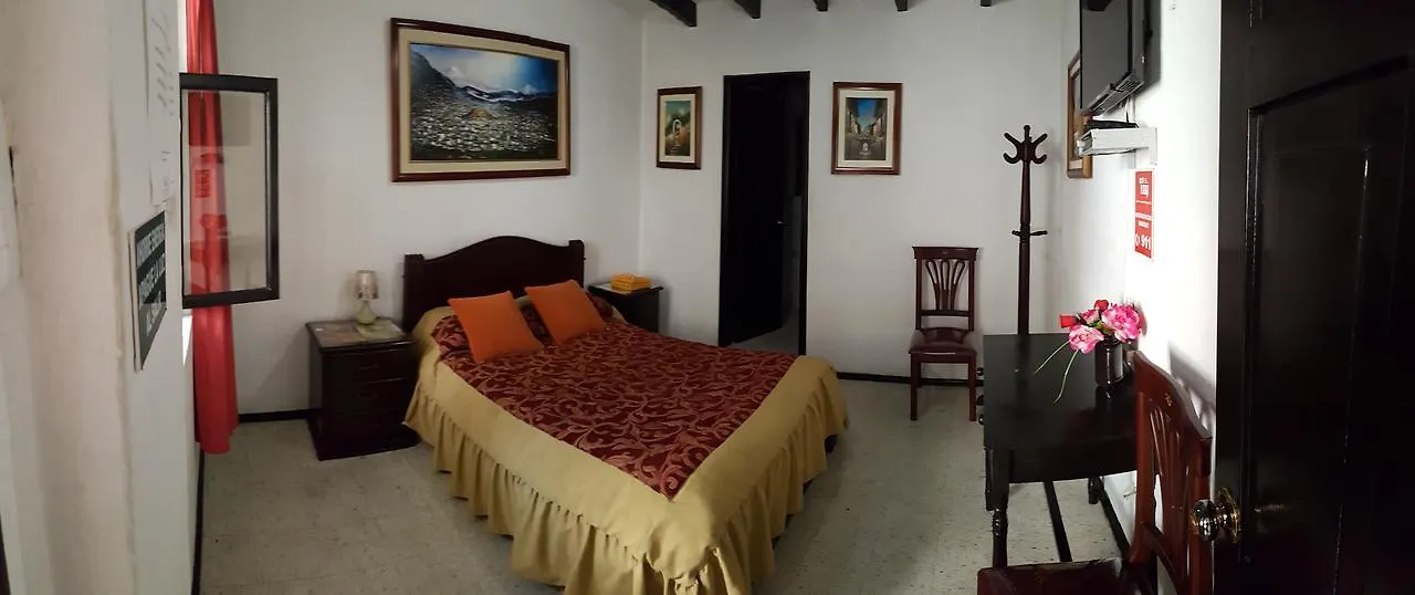 Hostal Flores Quito Hostel