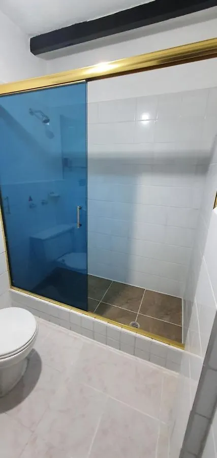 Hostal Flores Quito